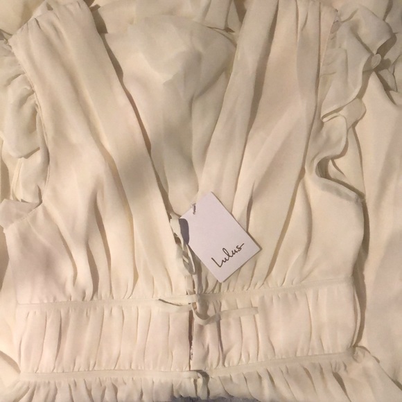 Lulus exclusive! - Picture 4 of 4